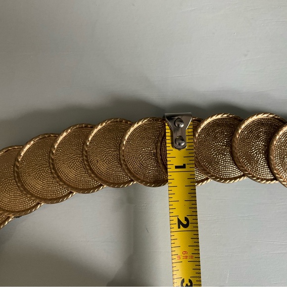 Vintage Gold Coin Stretch Belt - Picture 3 of 4